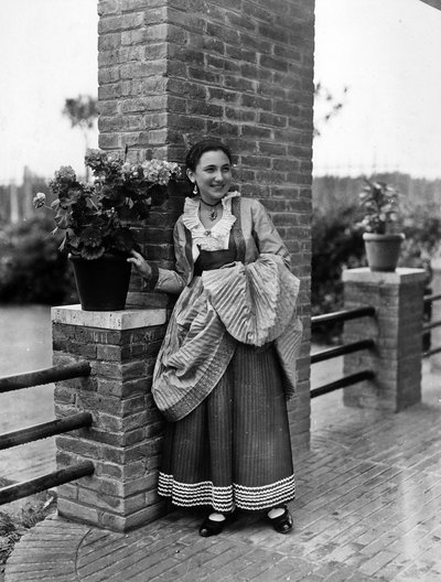 Villa Rosa Maltoni Mussolini: portrait of an adolescent wearing a traditional Calabrian costume by Fratelli Alinari