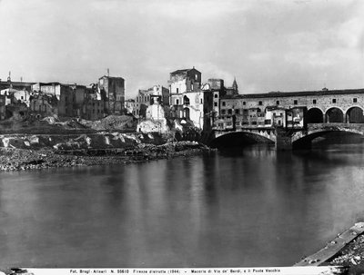 World War II: Damage caused by the bombing in Via de
