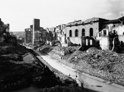 World War II: the rubble in Borgo San Jacopo in Florence, after the bombing. This photograph, formerly part of the Brogi Collection, now belongs to the Alinari Collection by Fratelli Alinari