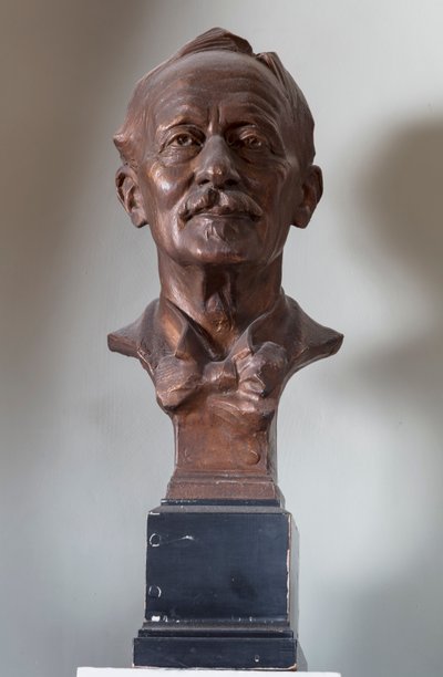 Sculpture of C R Ashbee by Allan Wyon