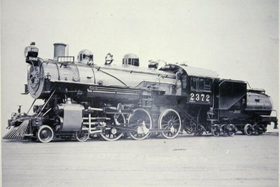 Engine 2372 class T-32 of the Southern Pacific Railroad by American Photographer