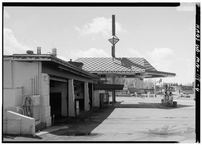 Lindholm Oil Company Service Station, Cloquet, Minnesota by American Photographer