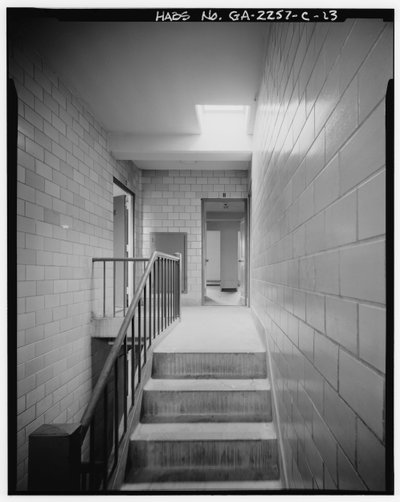 Techwood Homes, Building No. 1, 575-579 Techwood Drive, Atlanta, Fulton County, GA by American Photographer