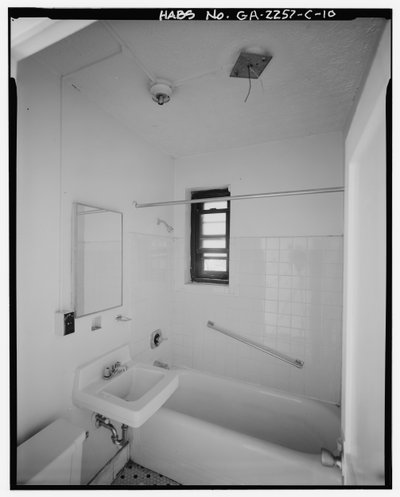 Techwood Homes, Building No. 1, 575-579 Techwood Drive, Atlanta, Fulton County, GA by American Photographer