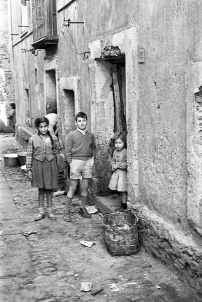 Crotone - Children on the Street by Ando Gilardi