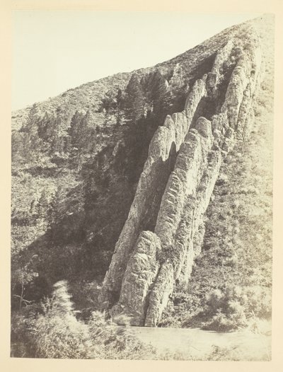 Serrated Rocks or Devil