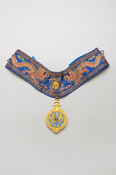 China - Order of the Double Dragon: 3rd Class Badge, 2nd Grade by Anonymous Anonymous