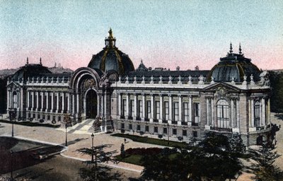 Paris: exterior view of the Petit Palais opened in 1900 by Anonymous Anonymous