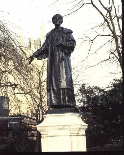 Statue of Emmeline Pankhurst (1857-1928) 1930 by Arthur George Walker