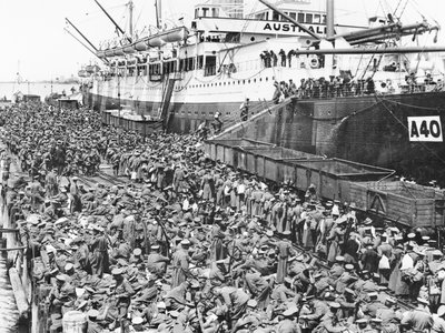 Troops embarking at Port Melbourne on A40 HMAT Ceramic, 1915 by Australian Photographer