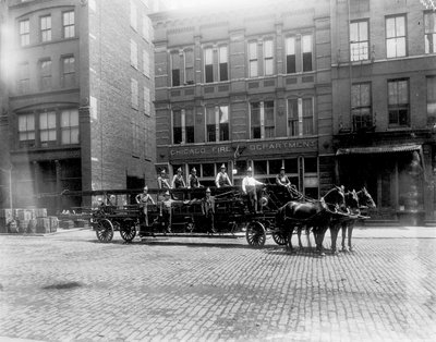 Chicago Fire Department Engine House No. 40, Chicago, Illinois, USA, c.1905 by Barnes and Crosby
