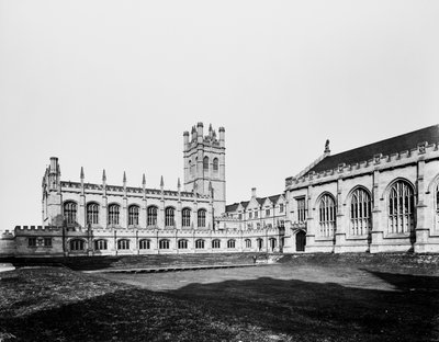 Hutchinson Hall, Mitchell Tower, Reynolds Club, and Leon Mandel Assembly Hall at the University of Chicago, Chicago, Illinois, USA, c.1901 by Barnes and Crosby