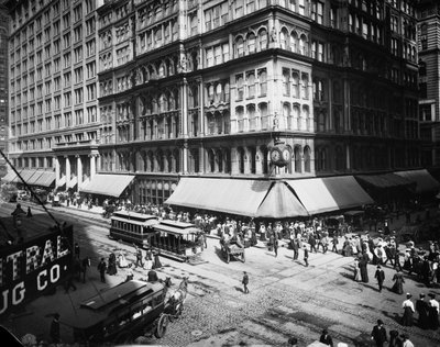 Marshall Field & Company, Chicago, Illinois, USA, c.1905 by Barnes and Crosby