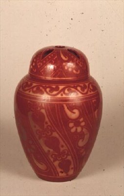 Pot pourri and cover in copper lustre, c.1905-15 by Bernard Moore