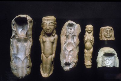 Figurines of Fertility Goddesses and the Moulds from Which They Were Cast by Bronze Age