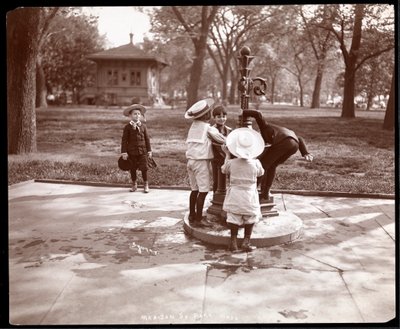 Five children playing and drinking at fountain in Madison Square, New York, 1901 by Byron Company