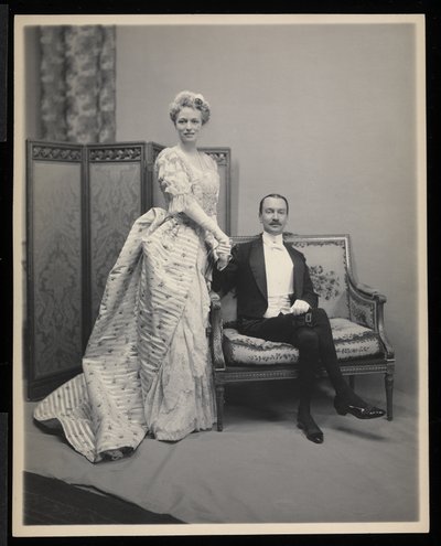 Portrait of an unidentified man and woman at the James Hazen Hyde Ball, New York, January 31, 1905 by Byron Company