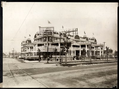 The Hotel Shelburne at Sea Breeze Avenue and Ocean Parkway, Coney Island, New York, c.1913 by Byron Company
