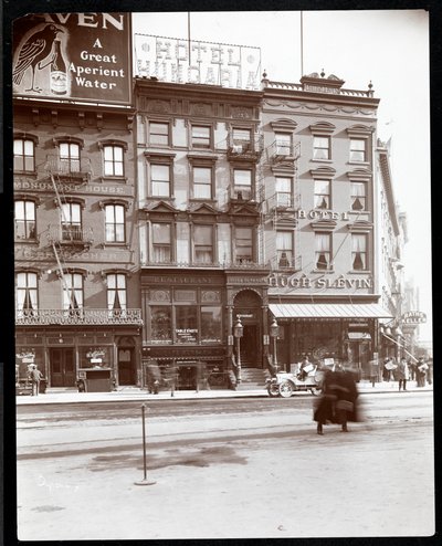 View of the Hotel Hungaria and the Hotel Hugh Slevin at Union Square East and 14th Street, New York, 1905 by Byron Company