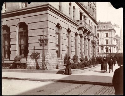 View of the Waldorf Astoria Hotel and the J. J. Astor Residence along 5th Avenue at 33rd and 34th Street, New York by Byron Company