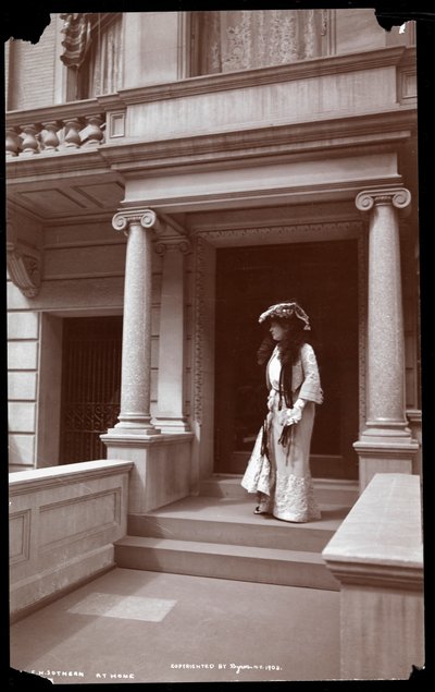 Virginia Harned (Mrs. E.H. Sothern, 1st) c.1902 by Byron Company
