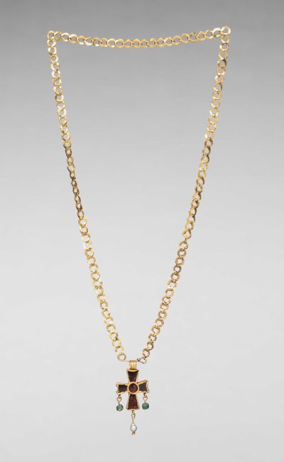 Chain with Pendant Cross, 500s by Byzantine School