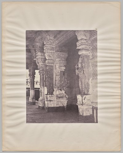 Pudhu Mandapa of Tirumal Nayak, Minakshi Sundareshvara Temple, Madurai by Captain Linnaeus Tripe