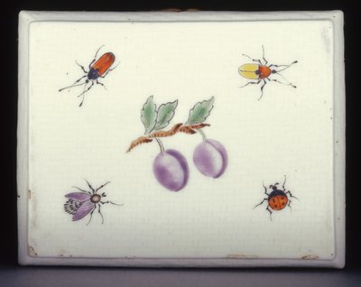 Base of an Armorial Snuffbox by Chinese School