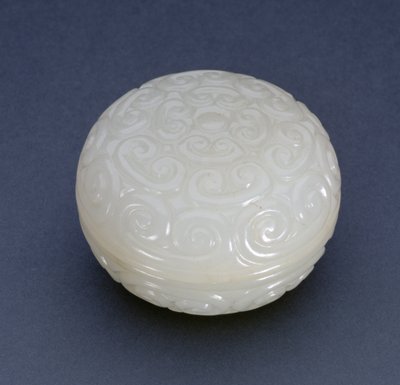 Circular Seal-Paste Box of Guri lacquer style with lingzhi scrolls, Ming dynasty by Chinese School