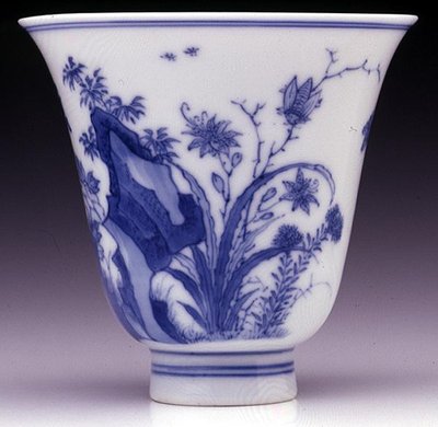 Semi-eggshell beaker cup, Kangxi mark and period 1662-1722 by Chinese School Chinese School