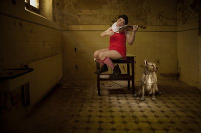 Quirky Room Serenade by Christine von Diepenbroek
