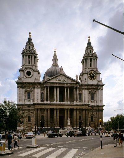 View of the Cathedral of Saint Paul by Christopher Wren