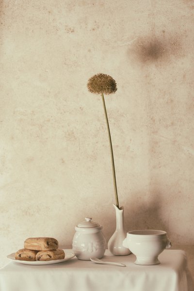 Dried Flower and Pastries by Delphine Devos