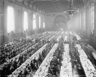 Banquet in Alumni Hall, Yale College, Connecticut, c.1900-06 by Detroit Publishing Co.