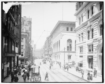 Corner of Fifth Avenue and Wood Street, Pittsburgh, Pa. by Detroit Publishing Co.