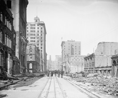 Looking up California Street from Sansome Street, San Francisco by Detroit Publishing Co.