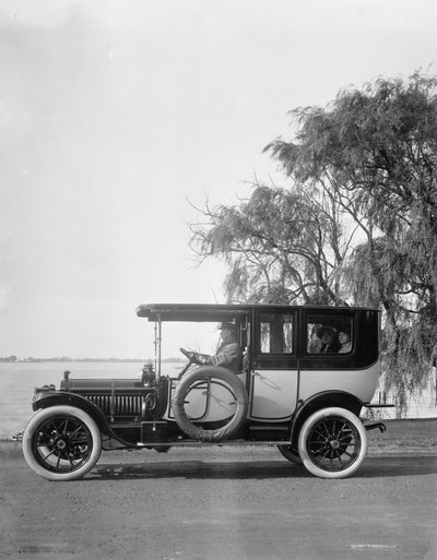 Packard 1912 Limousine by Detroit Publishing Co.