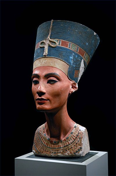 Nefertiti (14th century BC) queen-consort of Pharaoh Akhenaton by Egyptian 18th Dynasty
