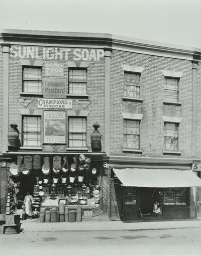 3-4 Gainsborough Road: front elevations, London, 1899 by English Photographer