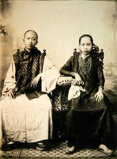 Annamite boy and girl in central Vietnam, c.1875 by English Photographer