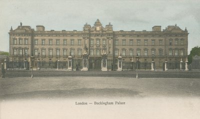 Buckingham Palace, London by English Photographer