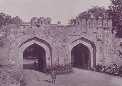 Cashmere Gate, Delhi by English Photographer