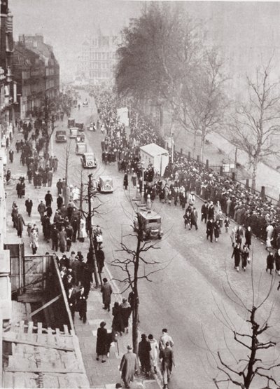 Crowds Waiting for Access to Westminster Hall, During the Lying in State of George V, 1936 by English Photographer