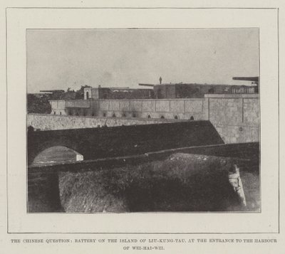 Chinese Question, Battery on the Island of Liu-Kung-Tau, at the Entrance to the Harbour of Wei-Hai-Wei by English Photographer