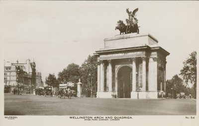 Wellington Arch and Quadriga, Hyde Park Corner by English Photographer