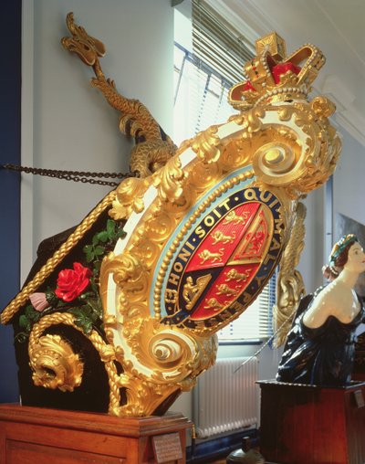 Figurehead of HMY Victoria and Albert II by English School