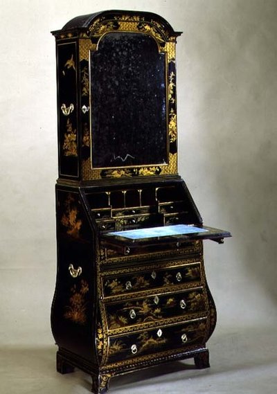 Japanned Queen Anne bureau bookcase with bombe sides, early 18th century by English School