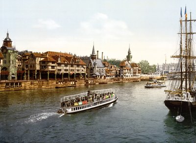 Le Vieux Paris, view on the Seine, Paris by English School