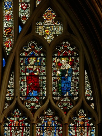 Window depicting Edward the Confessor and King Edmund by English School