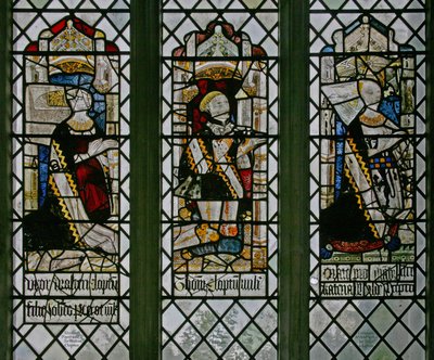 Window w2 depicting Elizabeth Pigot, Sir Thomas Clopton, Catherine Mylde by English School